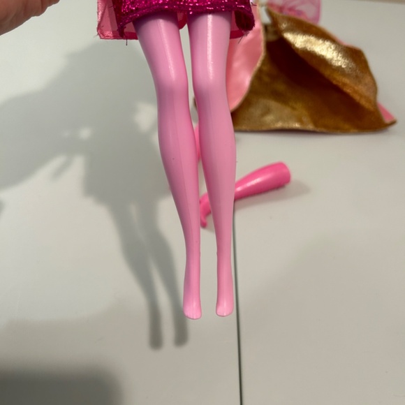Barbie 3 Musketeers Doll - Picture 4 of 7